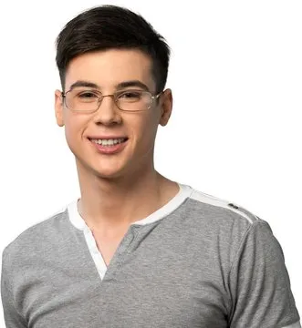 职业选手专注神情